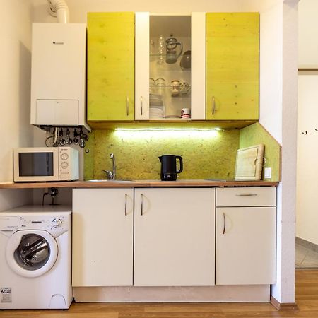 Apartment 5 Stops Away From City-Centre Wien Exterior foto